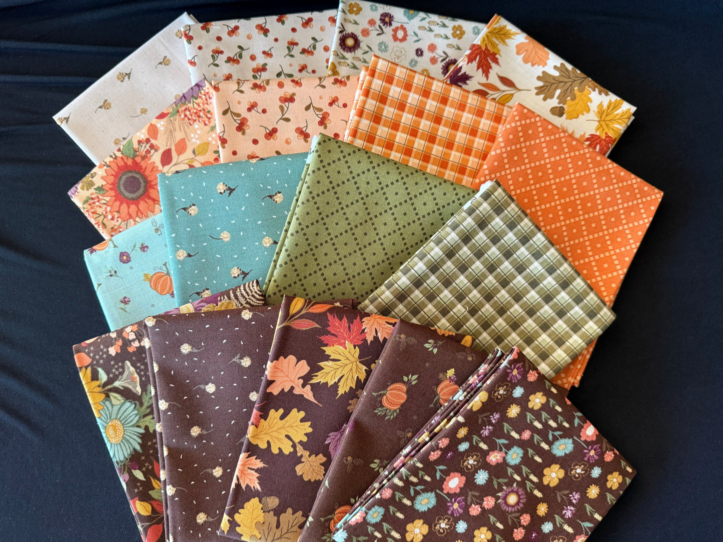 The Awe of Autumn Petite Fat Quarter Bundle – by Sandy Gervais for Riley Blake Designs